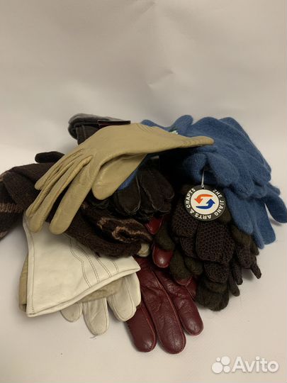 Много перчаток Винтаж