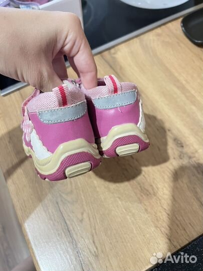 Сандалии для девочки 21 размер