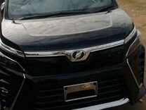 Toyota Voxy 2.0 CVT, 2019, 75 000 км