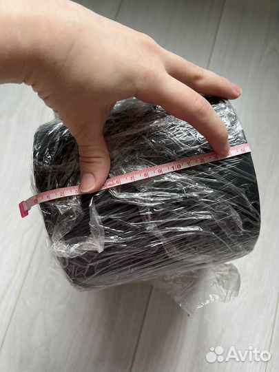 Шляпная коробка черное сердце