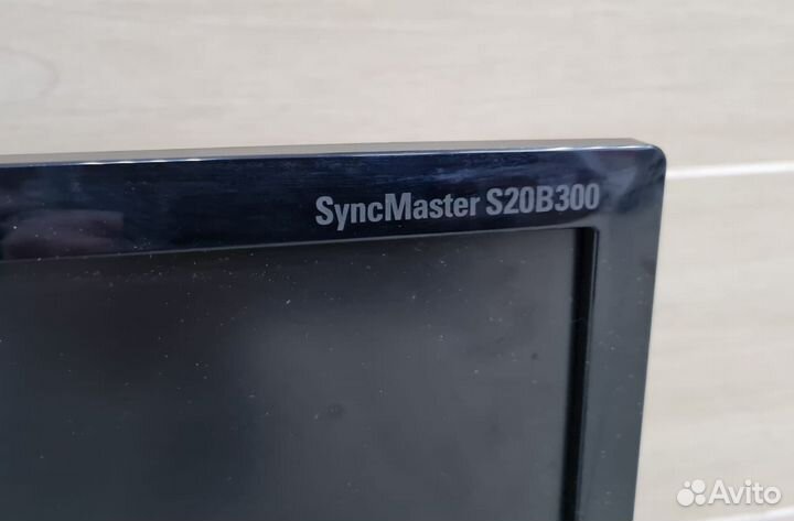 Монитор Samsung S20B300N 20