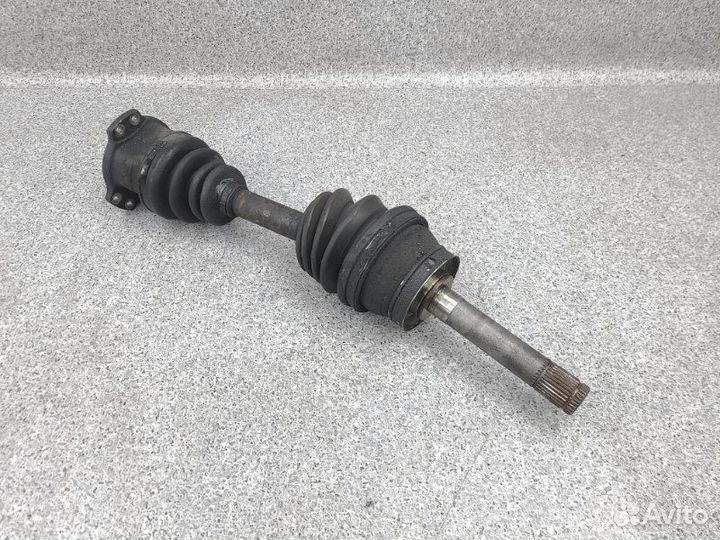 Привод передний Nissan Terrano LR50 VG33E 1999