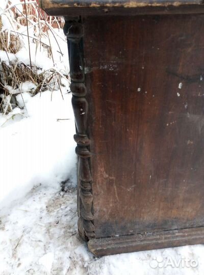 Старинная мебель