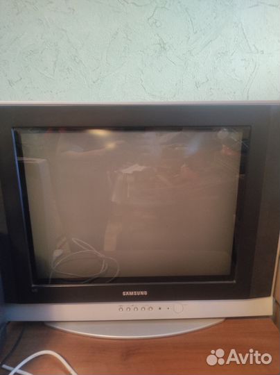Телевизор samsung