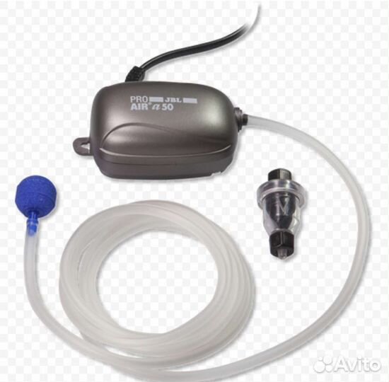 Компрессор для аквариума и искусственное растение