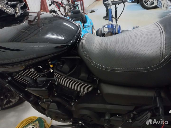 Продаётся мотоцикл Harley Davidson Street rod
