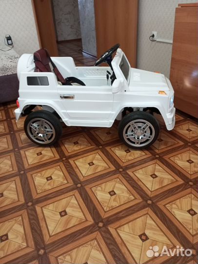 Детский электромобиль mercedes бу