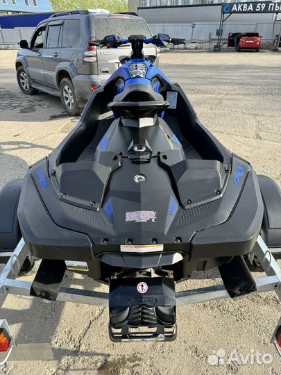 BRP Sea-Doo Spark Trixx 2UP 90