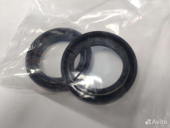 Сальник 26*37*7 (пара) ступицы переднего колеса