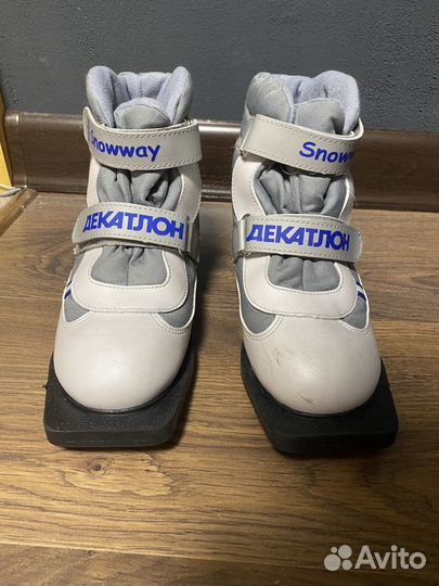 Лыжные ботинки