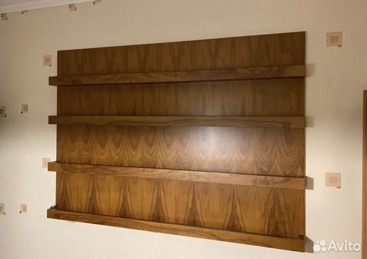 Декоративная полка для тарелок