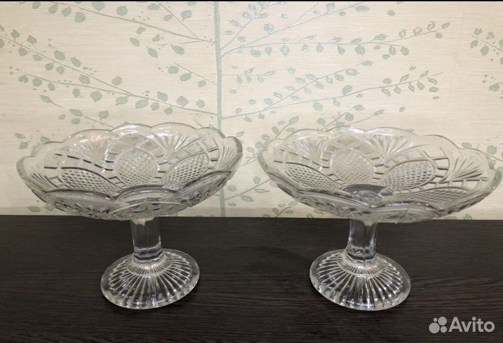 Фруктовница с рельефным декором гхз. СССР