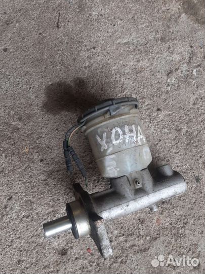 Главный тормозной цилиндр Honda Accord 5