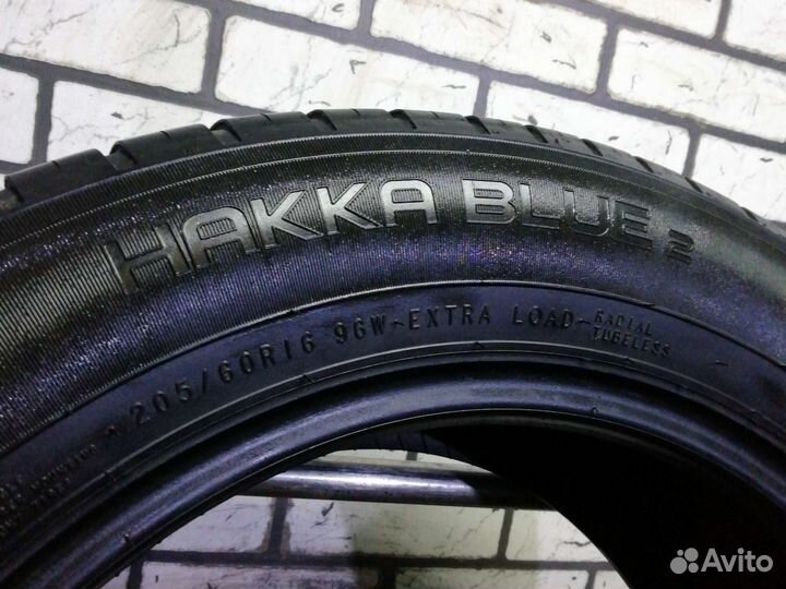 Nokian Tyres Hakka Blue 2 205/60 R16 96W