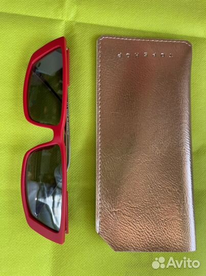 Солнцезащитные очки женские Topshop