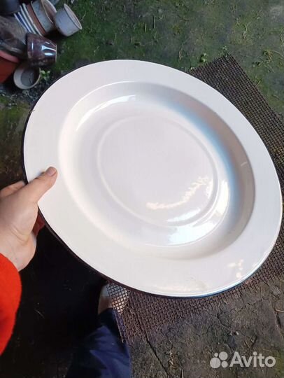 Эмалированное блюдо