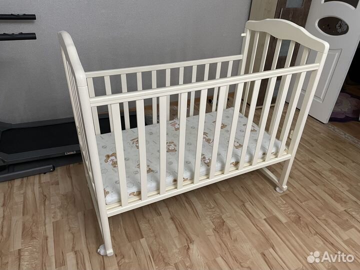 Детская кровать с матрасом бу