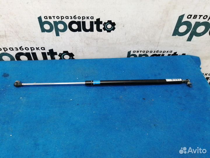 Амортизатор капота правый 53440-69105 Toyota Land