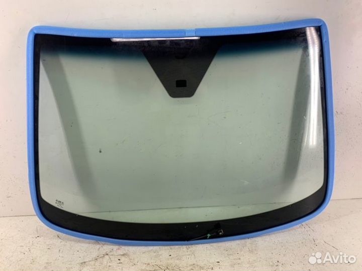 Стекло лобовое Chevrolet Captiva C140 2011