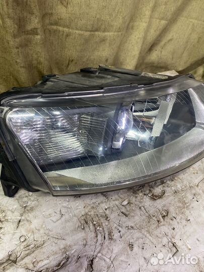 Audi a6 c6 Правая фара ксенон