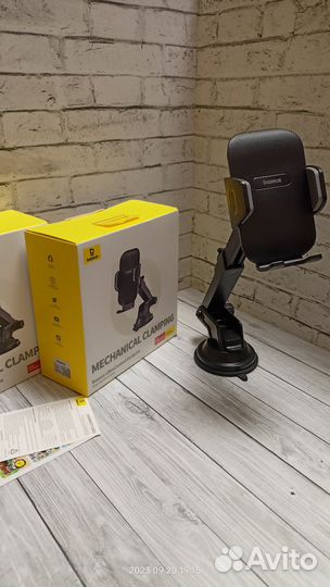 Автомобильный держатель для телефона