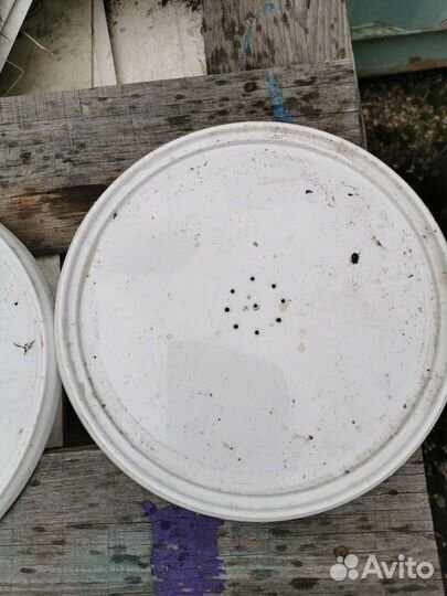 Ведро пластиковое с крышкой 5л