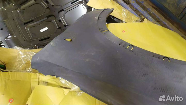 Продам передние крылья BMW X5 E70 дорест