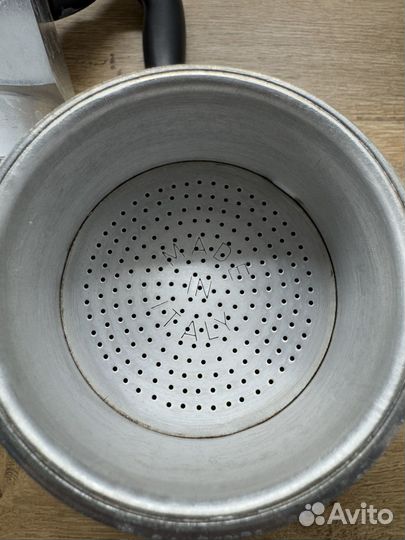 Гейзерная кофеварка bialetti