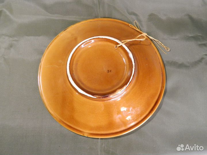 Настенная тарелка Вишни