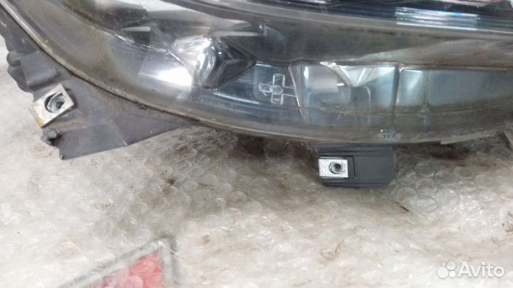 Фары правая Опель Астра J