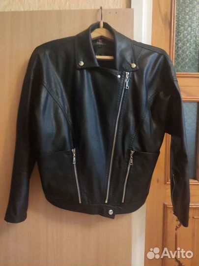 Куртка кожаная женская 46 размер
