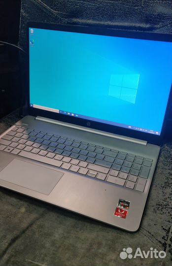 Ноутбук HP 15s-eq0001ur