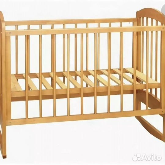 Детская кроватка деревянная