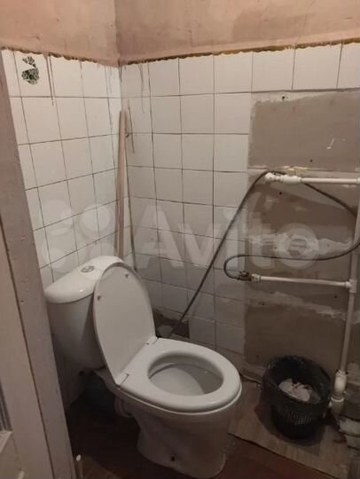 Комната 14 м² в 5-к., 2/4 эт.