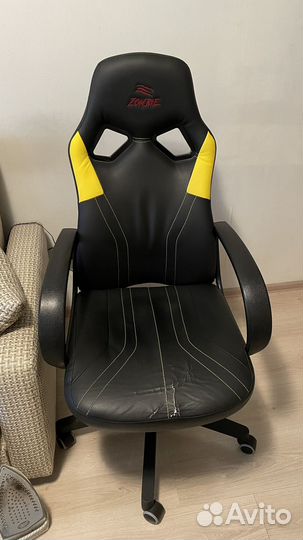 Компьютерное кресло Zombie Runner