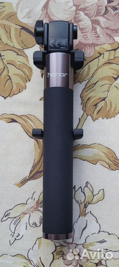 Монопод(селфи палка ) Honor selfie stick