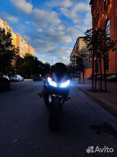 Honda cbr 1000rr