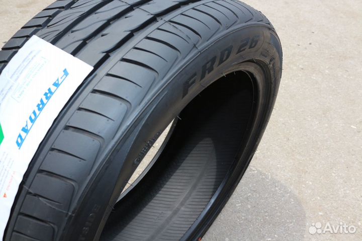 Farroad FRD26 245/45 R19 102W