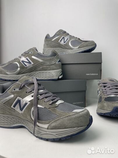 Кроссовки new balance 2002r