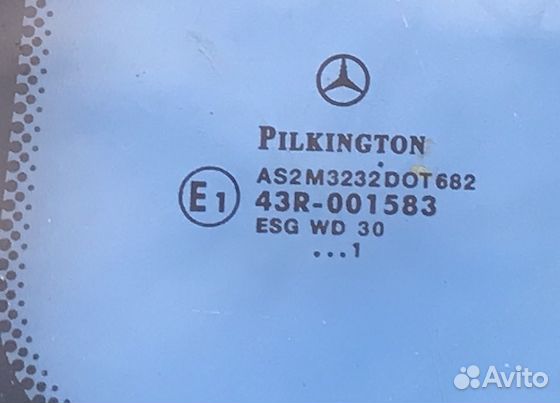 Мерседес CLK Стекло кузова заднее левое