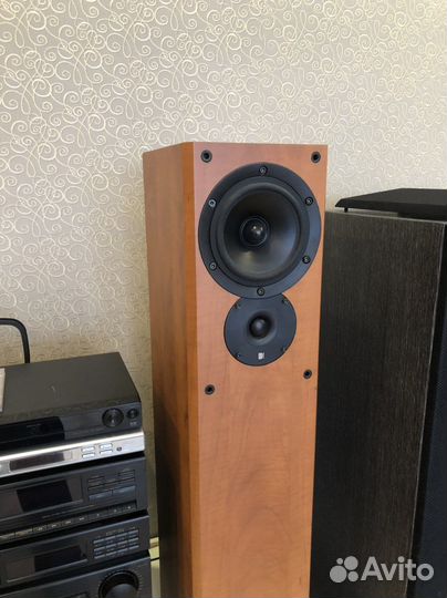 Kef Cresta