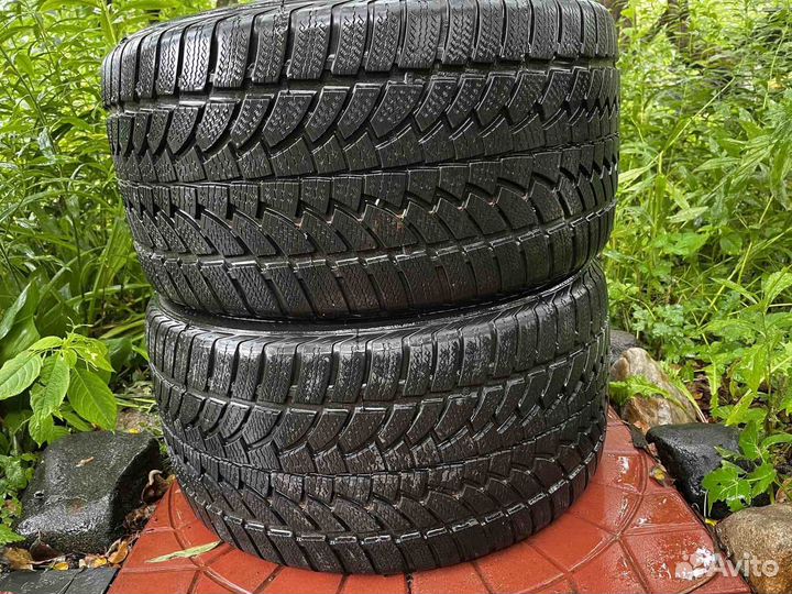 Nokian Tyres WR 295/35 R18