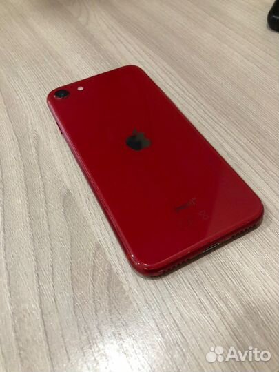 iPhone SE (2020), 64 ГБ