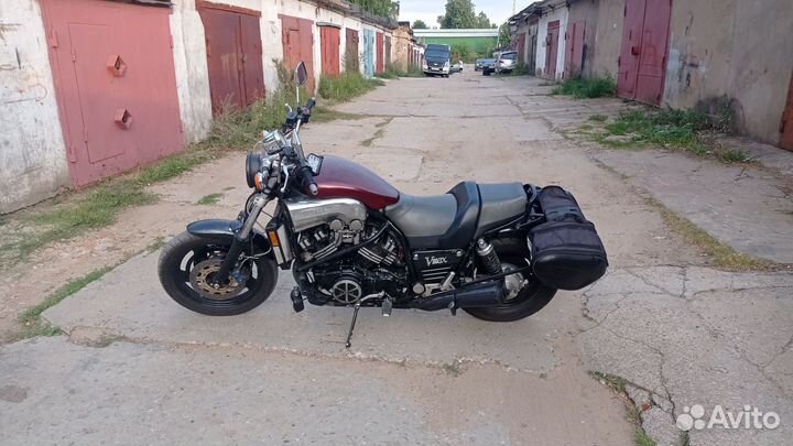 Yamaha vmax 1200
