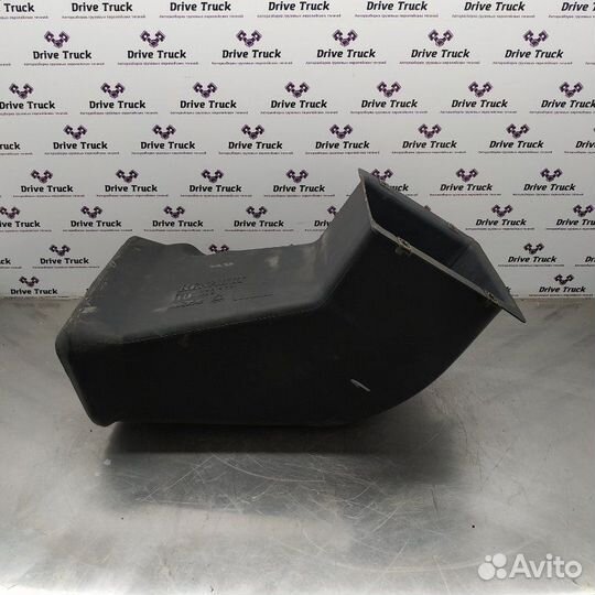 Патрубок отопителя Renault Magnum volvo DXI12