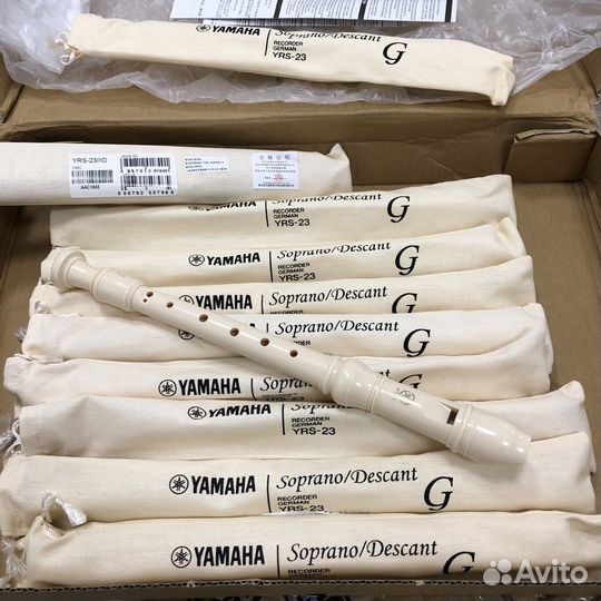 Блок-флейта Yamaha YRS-23 новая