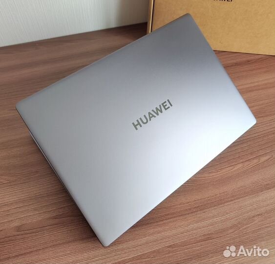 Huawei MateBook D16 i7-13700H
