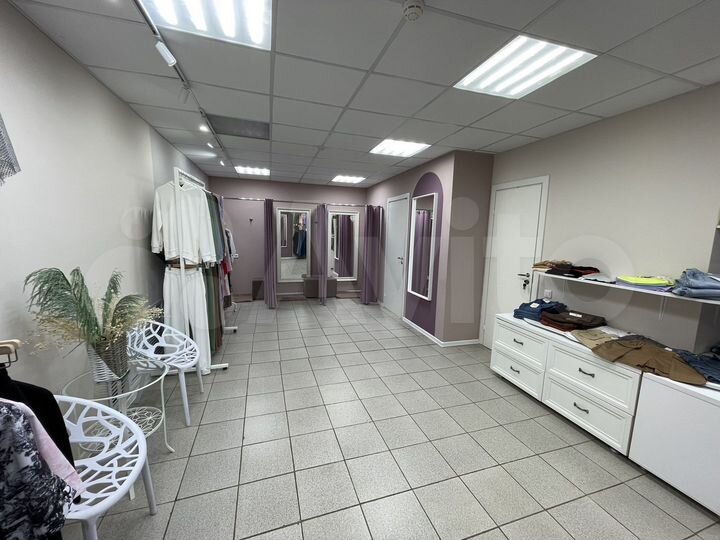 Торговая площадь, 105 м²