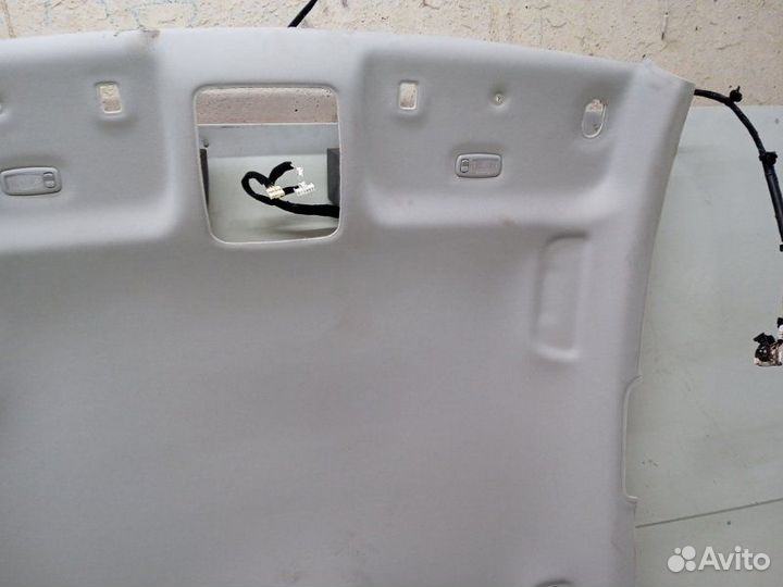 Обшивка потолка Kia Xceed