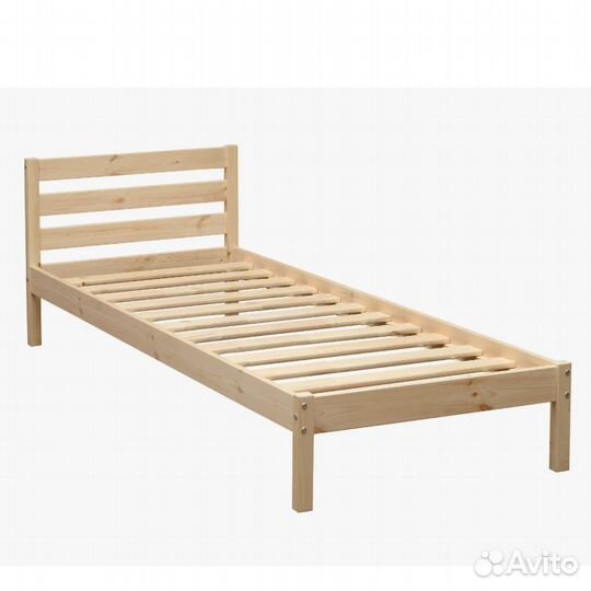 Детская кровать из массива